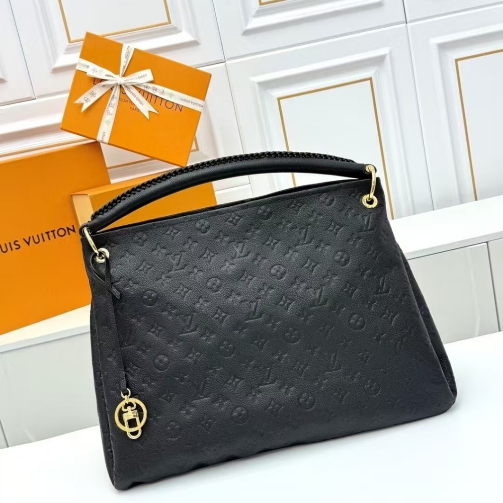 Louis Vuitton Artsy MM Bag